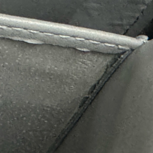 Authentic Louis Vuitton Monogram Vernis Murray Backpack - Picture 7 of 8